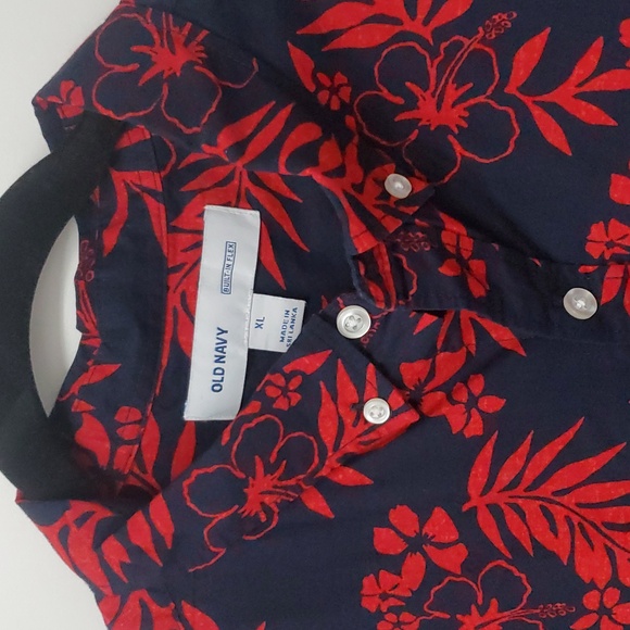 Old Navy Button Down Mens XL Red Navy Blue Hawaiian Style NWT Casual Flex Shirt - Picture 3 of 12